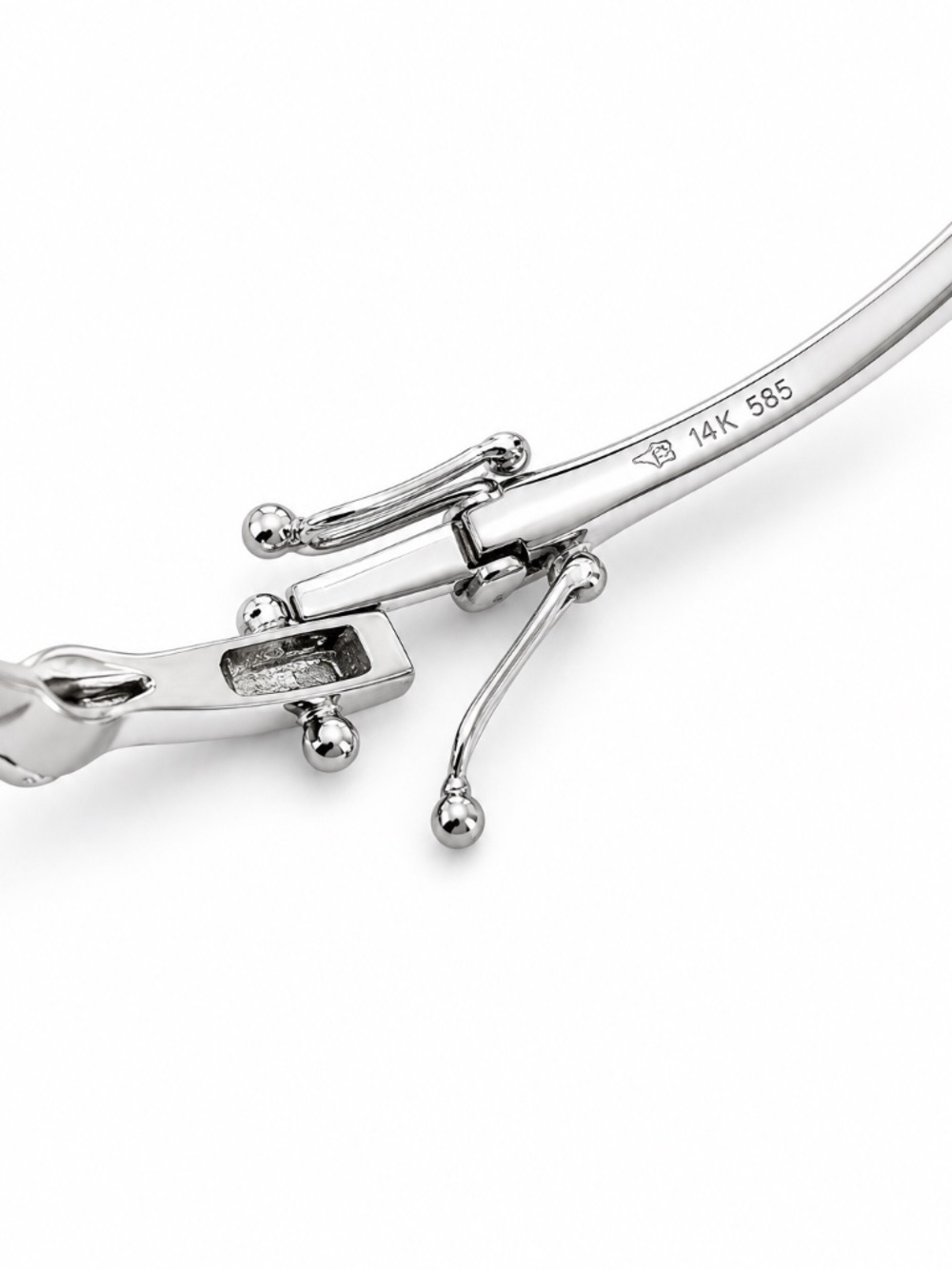 XIV Karats Beverly Hills 14K White Gold Diamond Bangle - Picture 5 of 11